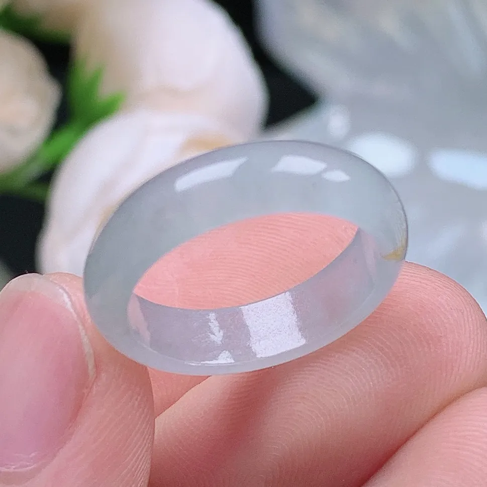 缅甸老坑冰种翡翠水润起胶飘金戒指玉指环  水润通透 尺寸：17.2-5.4-2.6mm 14-15号圈口6S