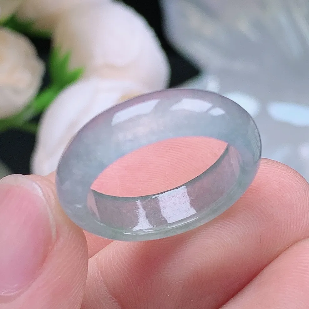 缅甸老坑冰种翡翠水润起胶半山水戒指玉指环  水润通透 尺寸：17.8-5.7-3.1mm 16号圈口6S