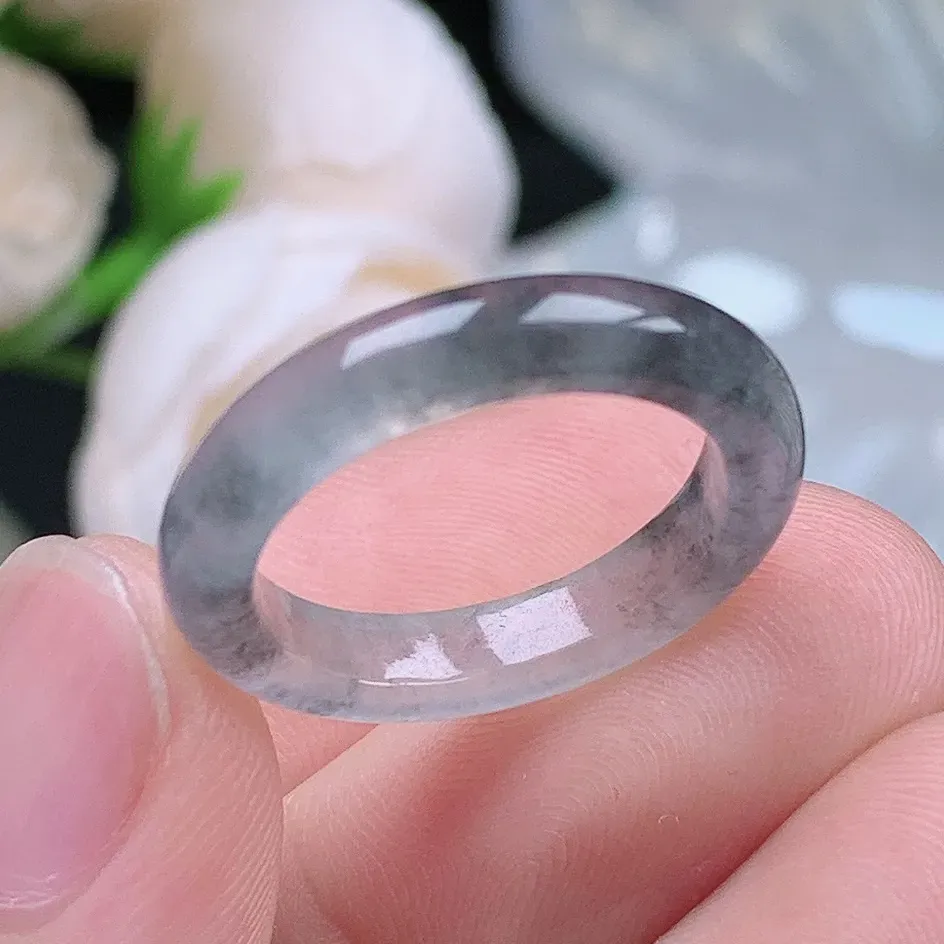 缅甸老坑冰种翡翠水润起胶冰乌鸡戒指玉指环  水润通透 尺寸：17.3-3.9-3.4mm 号圈口6S