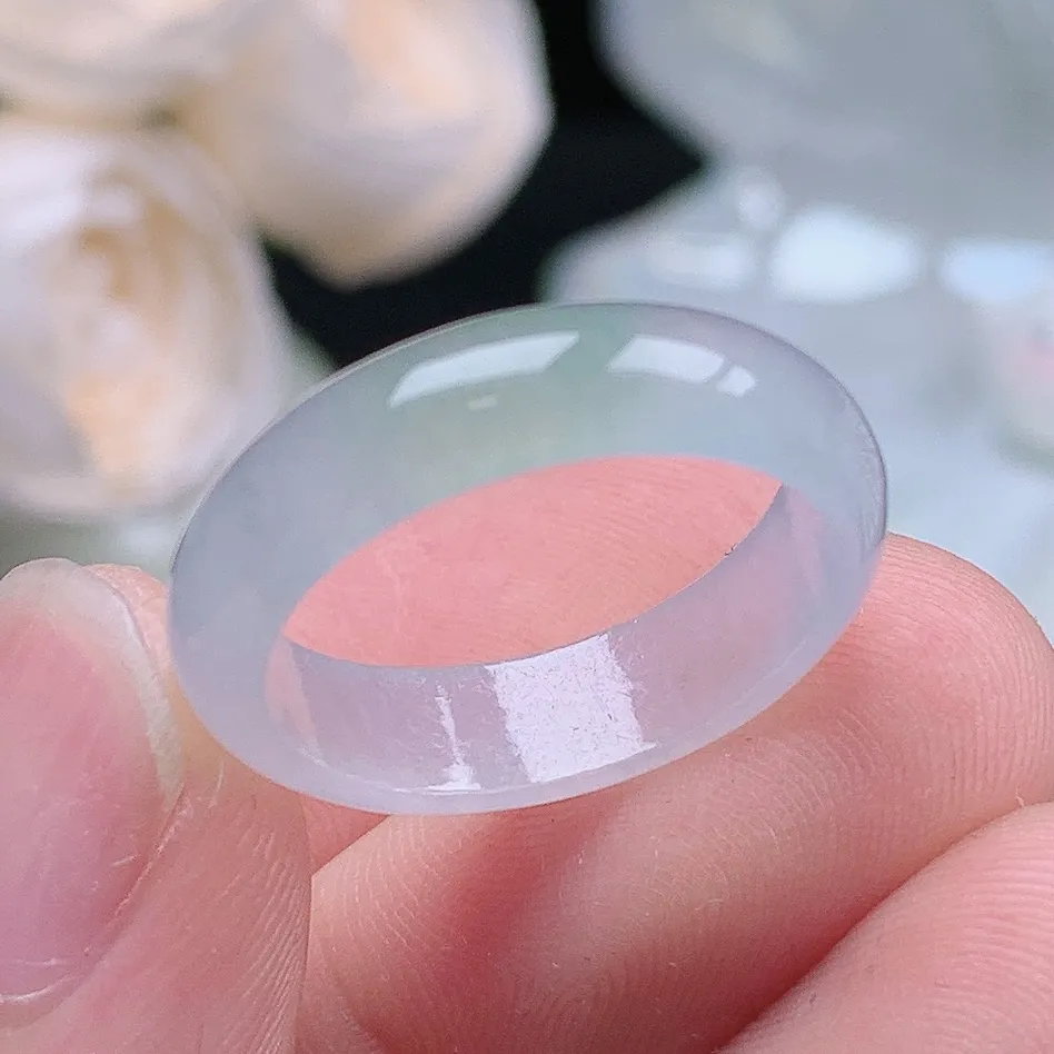 缅甸老坑冰种翡翠水润起胶飘绿戒指玉指环  水润通透 尺寸：18.3-5.5-2.8mm 17-18号圈口6S