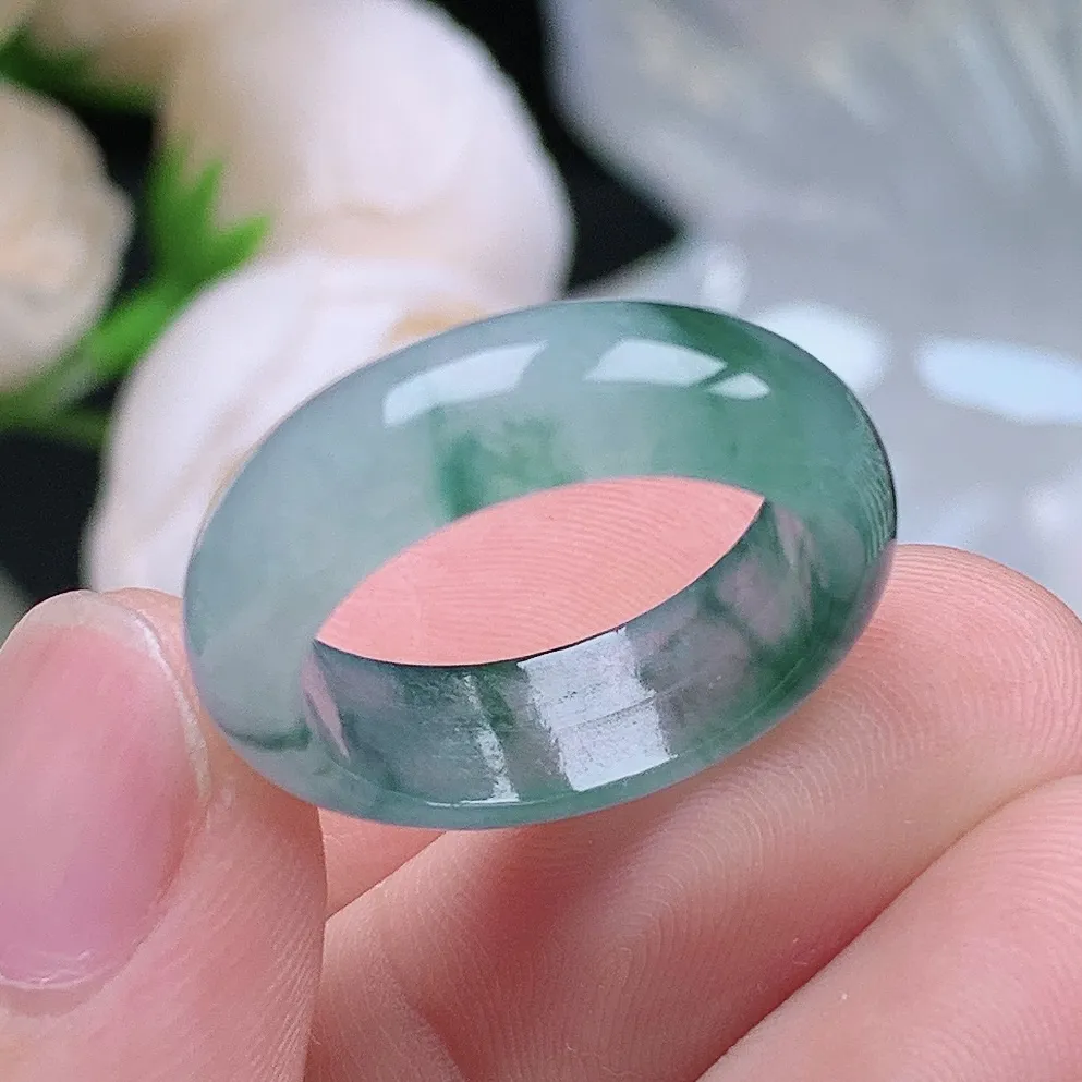 缅甸老坑冰种翡翠水润起胶飘花戒指玉指环  水润通透 尺寸：17.7-6.4-3.2mm 16号圈口6S