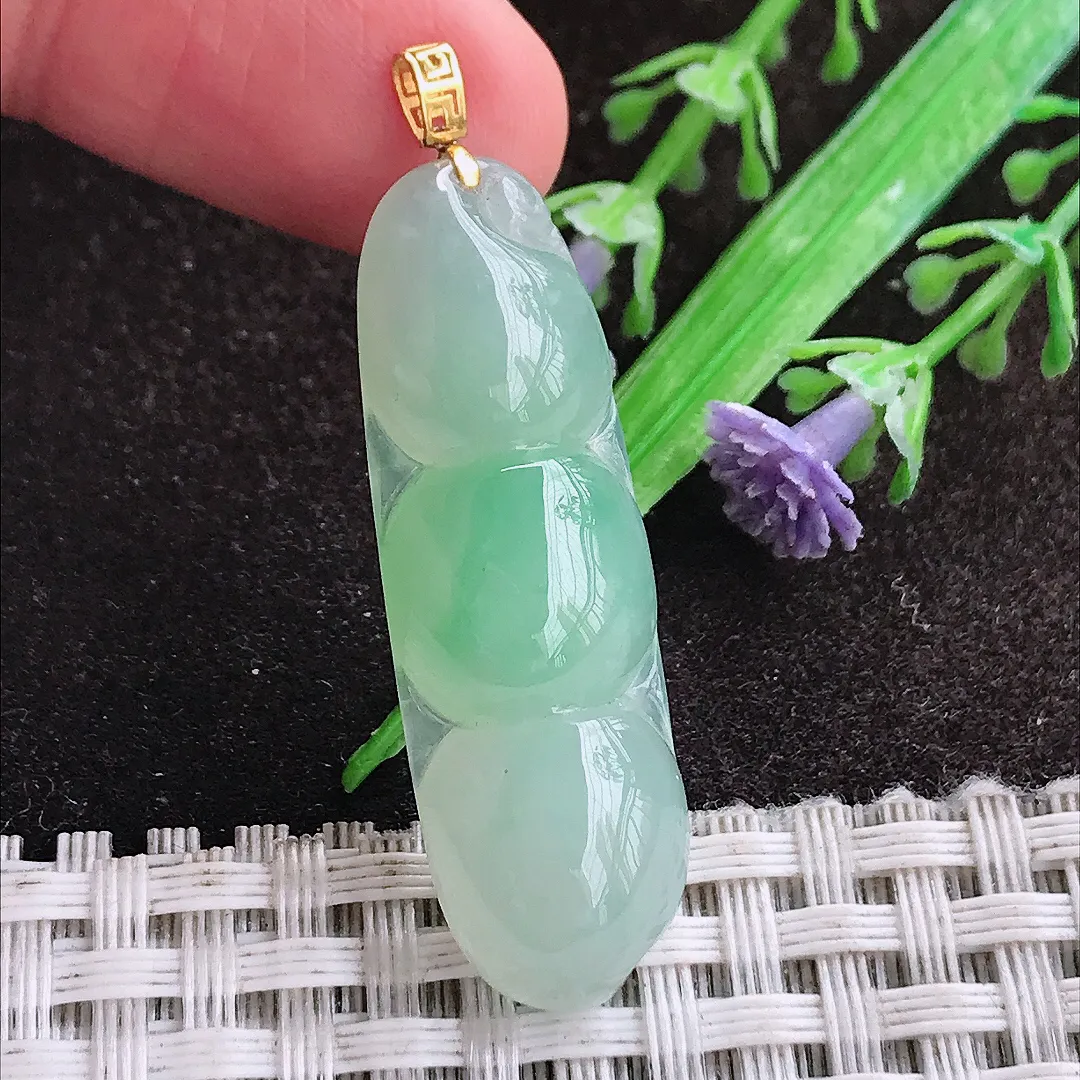 天然a货翡翠38.8/12.4/6.5老坑18k金镶嵌冰胶水灵甜绿色四季豆吊坠天然翡翠玉坠挂件