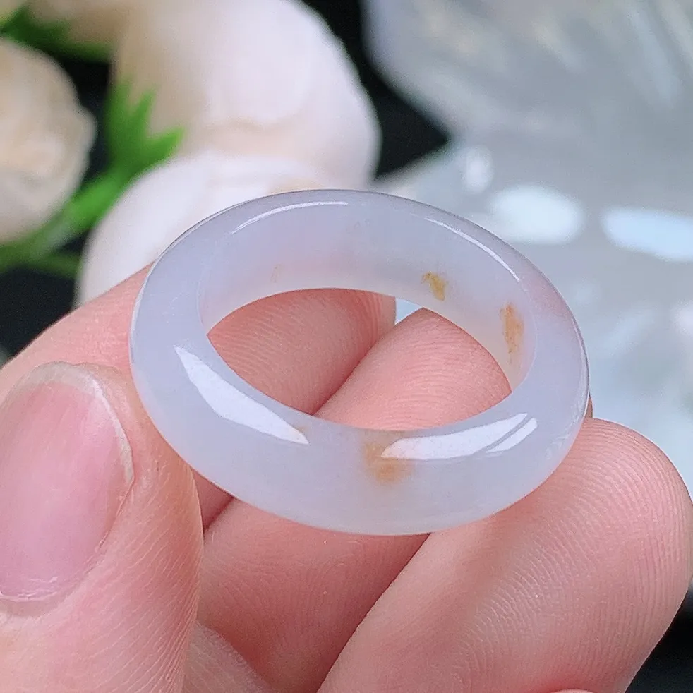 缅甸老坑种翡翠水润起胶飘金戒指玉指环  水润通透 尺寸：18.8-6.4-3.8mm 19号圈口6S