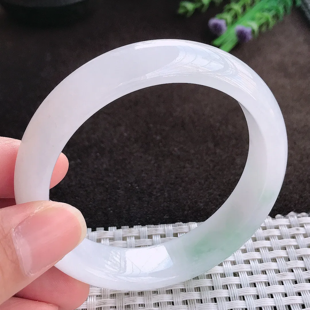 天然a货翡翠57.5/14.8/8老坑秀气冰胶轮胎手镯宽边翡翠玉手镯