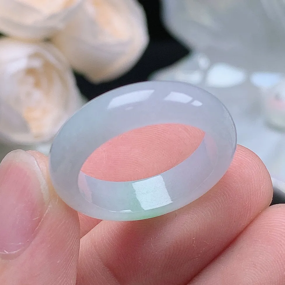 缅甸老坑种翡翠水润起胶飘绿戒指玉指环  水润通透 尺寸：19.1-6-3.5mm 20号圈口6S