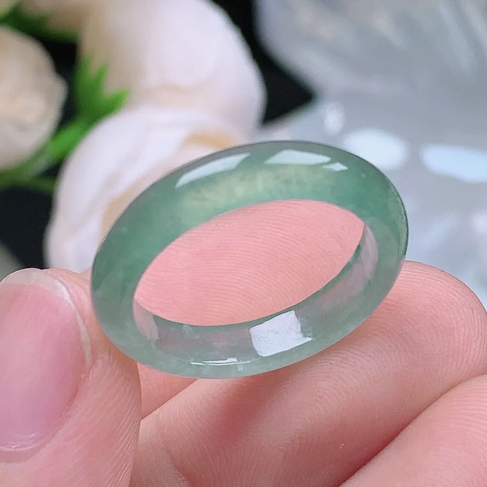 缅甸老坑冰种翡翠水润起胶晴水戒指玉指环  水润通透 尺寸：18.2-4.5-3mm 17-18号圈口6S