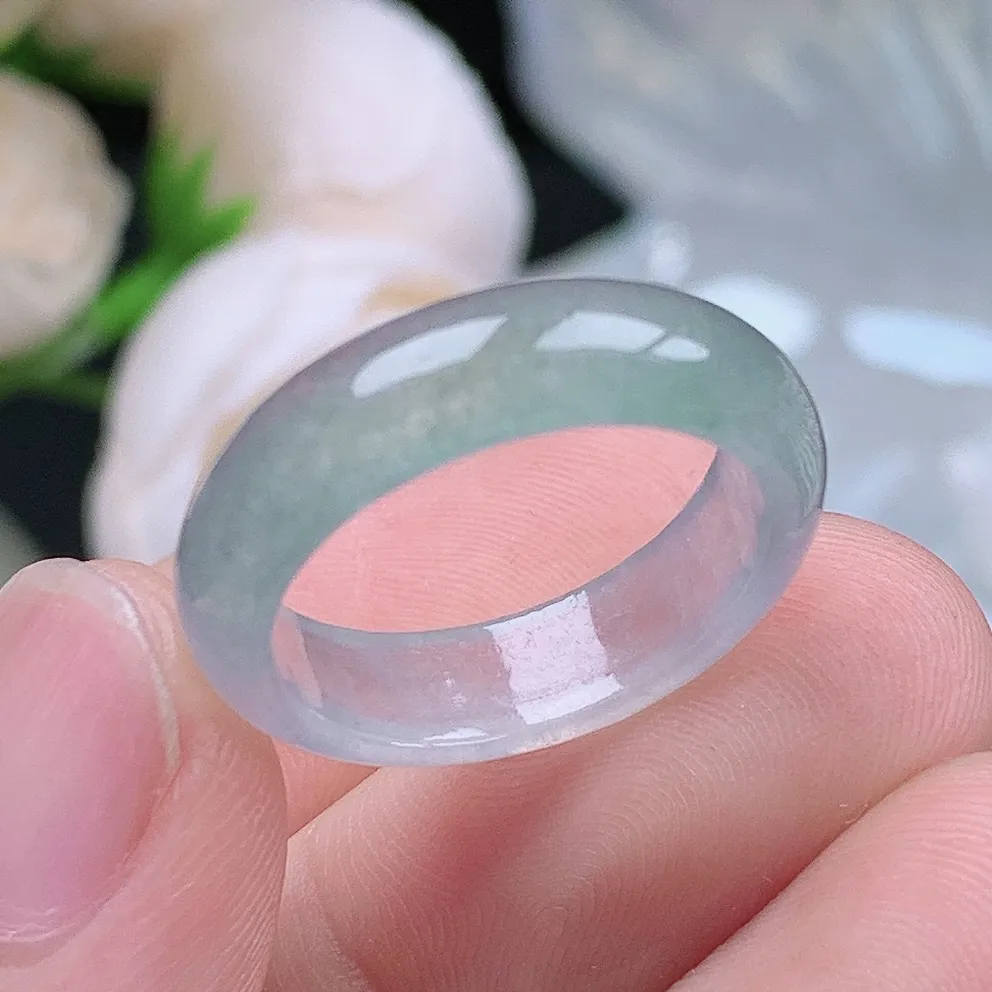 缅甸老坑冰种翡翠水润起胶半山水戒指玉指环  水润通透 尺寸：17.8-5.7-3.1mm 16号圈口6S