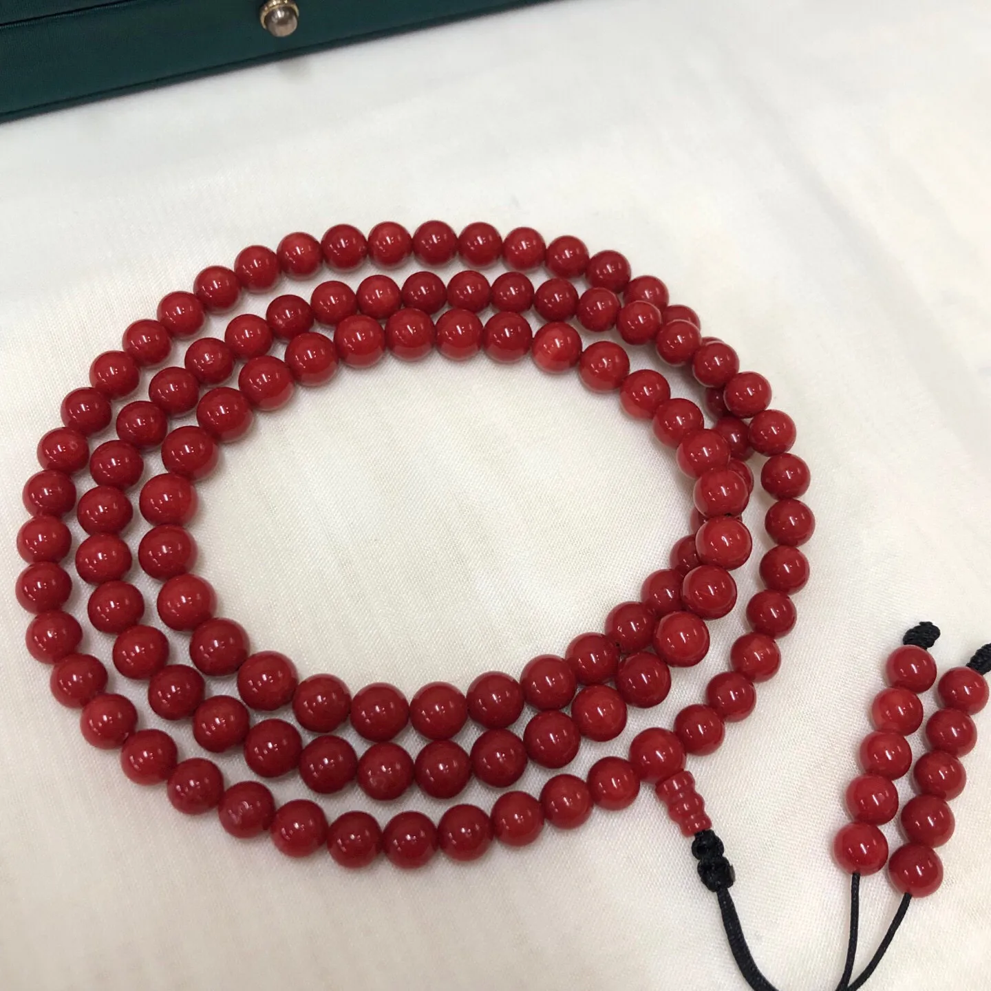 【牛血7mm圆珠红珊瑚108大佛珠串】传承精品！科西卡材料，西班牙产地。牛血红颜色，珠子直径7.1-