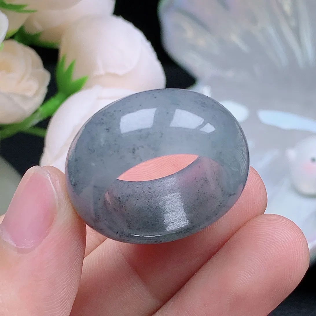 缅甸老坑冰种翡翠水润起胶冰乌鸡宽边轮胎戒指玉指环  水润通透 尺寸：20.1-12.4-5.1mm 23号圈口6S