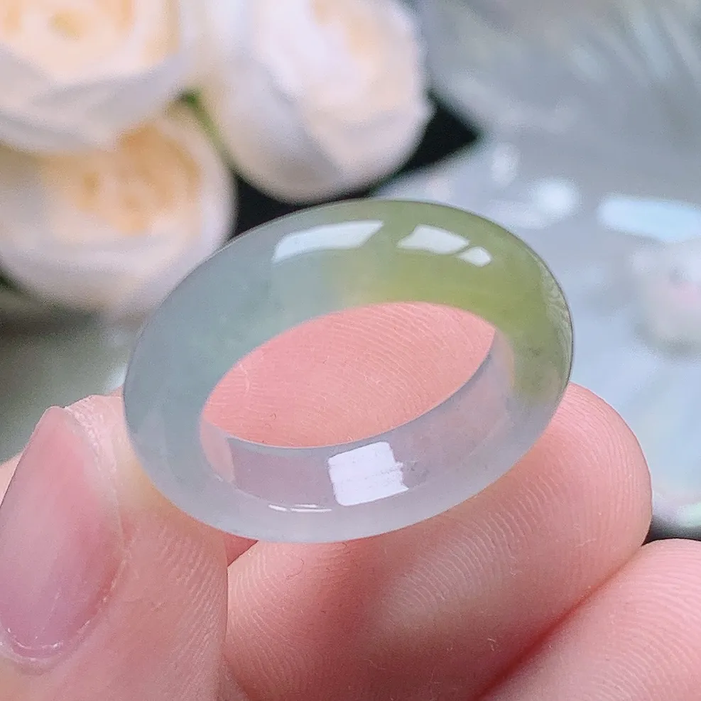 缅甸老坑冰种翡翠起胶冰黄飘乌鸡翡戒指玉指环  水润通透 尺寸：16.8-5.7-3.8mm 13号圈口6S