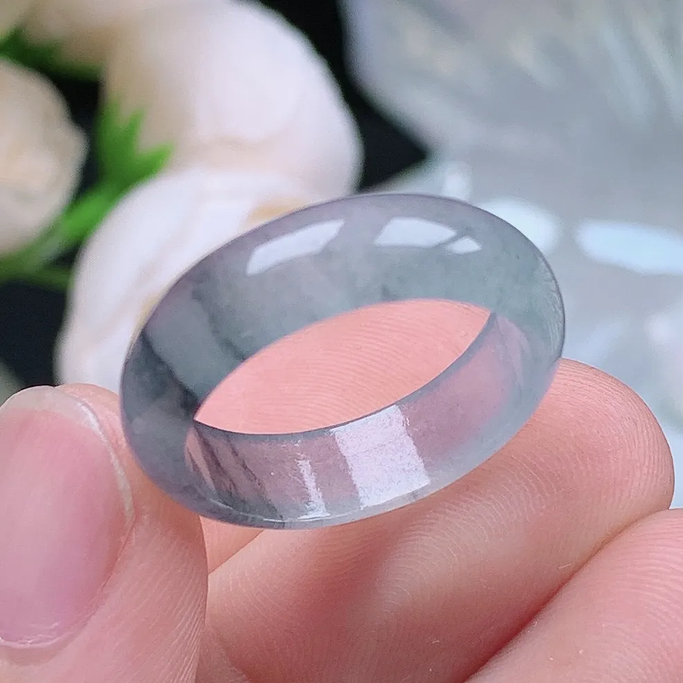 缅甸老坑冰种翡翠水润起胶宽边冰乌鸡戒指玉指环  水润通透 尺寸：18.2-6.1-2.6mm  17-18号圈口6S