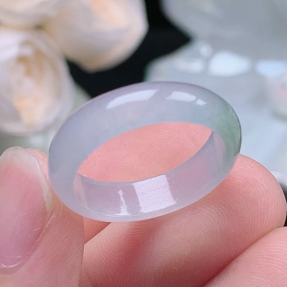 缅甸老坑冰种翡翠水润起胶飘绿戒指玉指环  水润通透 尺寸：18.3-5.5-2.8mm 17-18号圈口6S