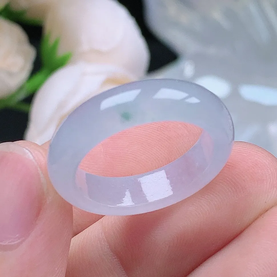 缅甸老坑冰种翡翠水润起胶飘花戒指玉指环  水润通透 尺寸：18.5-6-3.5mm 18-19号圈口6S