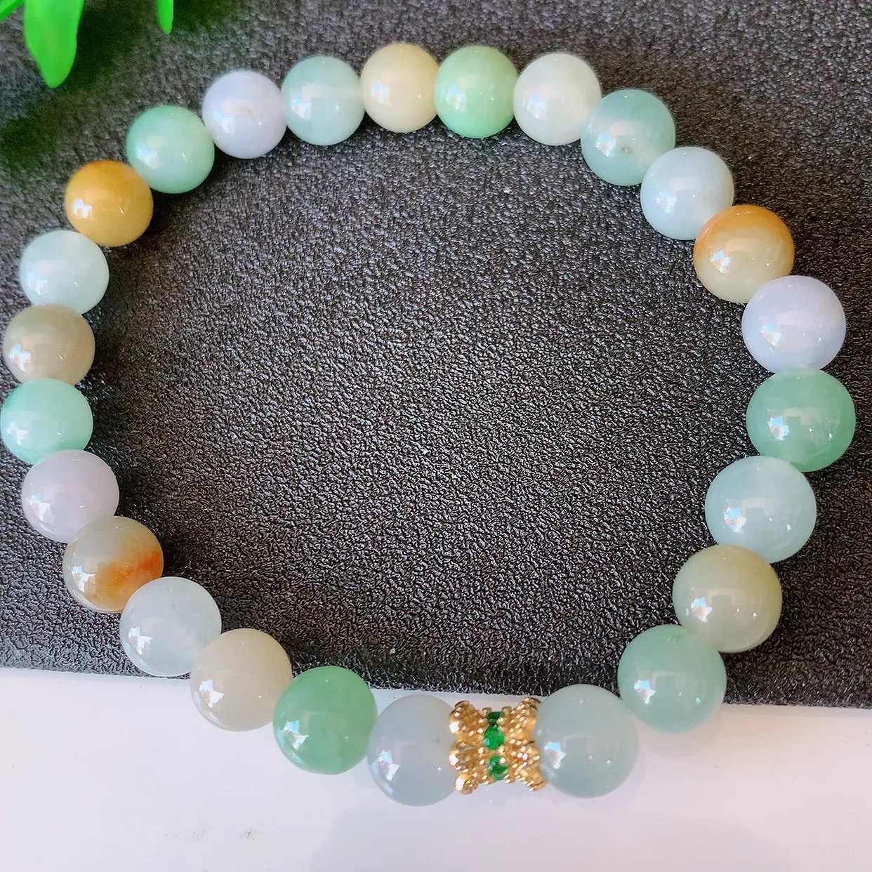 自然光实拍，冰润多宝翡翠手链，多彩翡翠手串，颜色丰富，料子细腻，高档大气，自戴送礼佳品！#46.15