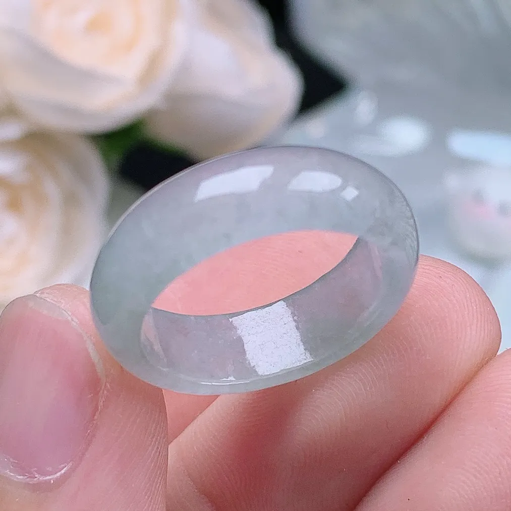 缅甸老坑冰种翡翠水润起胶晴底戒指玉指环  水润通透 尺寸：17.8-6.7-3.1mm 16号圈口6S