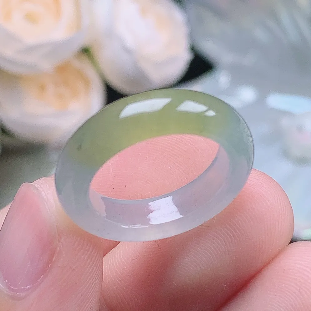 缅甸老坑冰种翡翠起胶冰黄飘乌鸡翡戒指玉指环  水润通透 尺寸：16.8-5.7-3.8mm 13号圈口6S