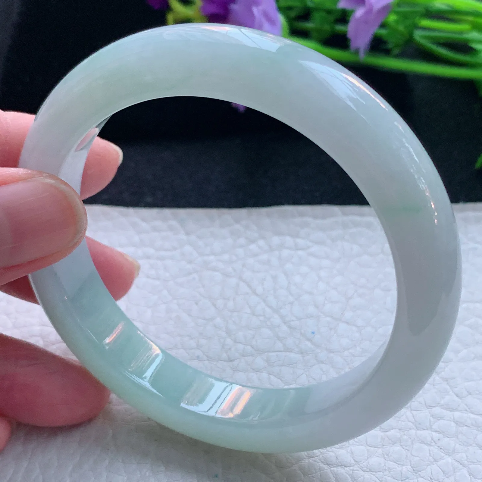 xx自然光58.5*12*9平安镯 缅甸翡翠玉手镯清新宽边玉手环 美人镯