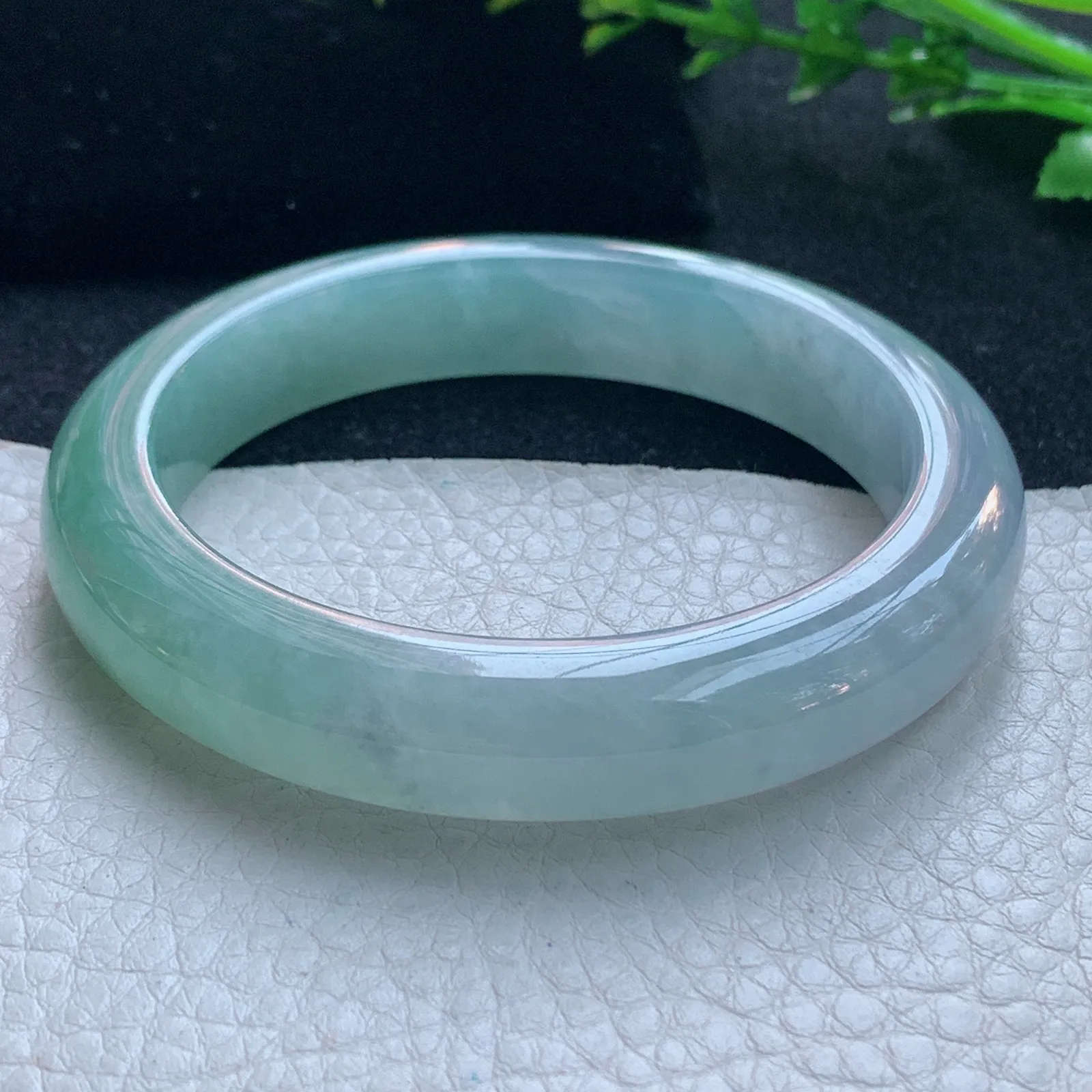 z自然光56*12*9平安镯 缅甸翡翠玉手镯清新厚装宽边玉手环