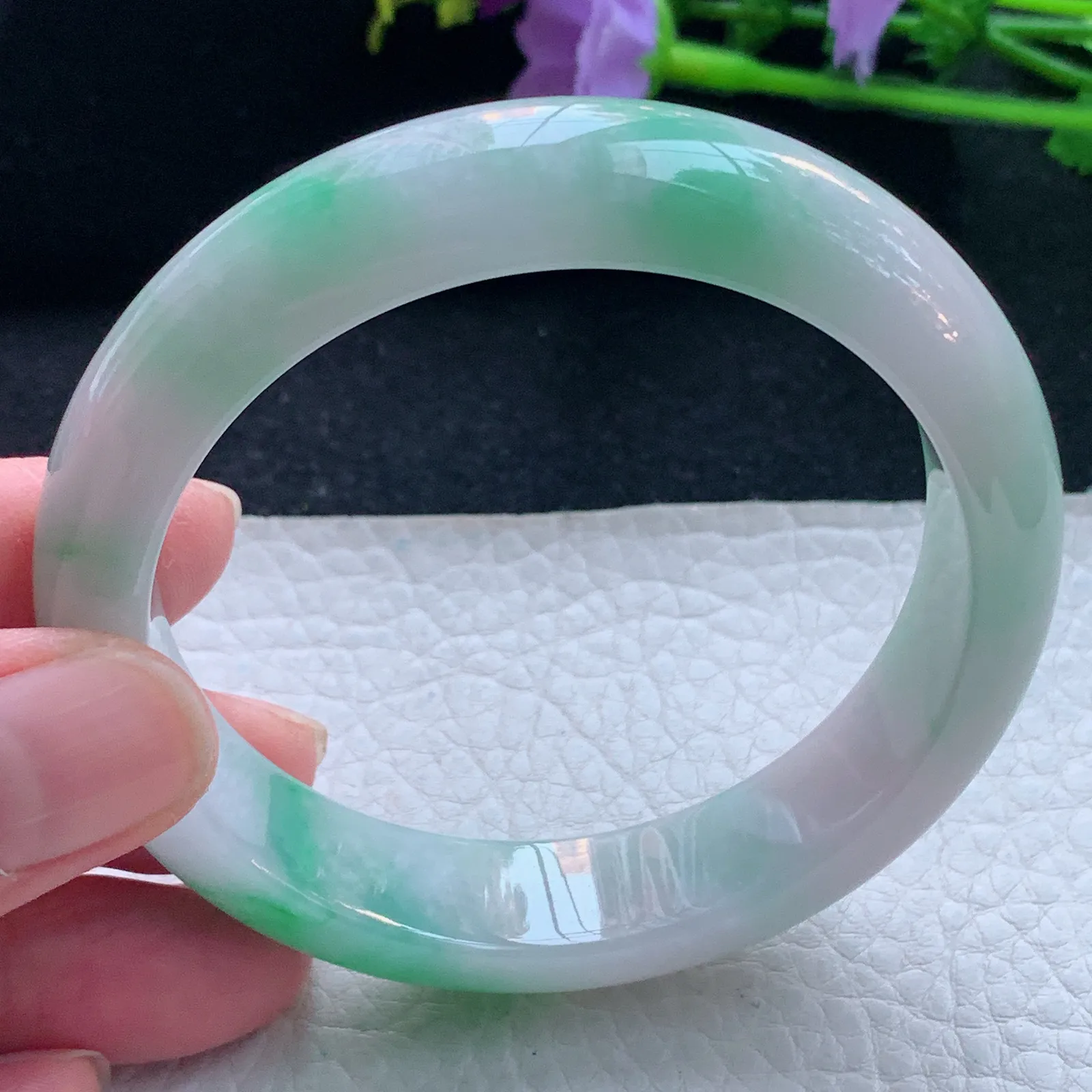 yh自然光56*13.8*8平安镯 缅甸翡翠玉手镯飘阳绿宽边玉手环