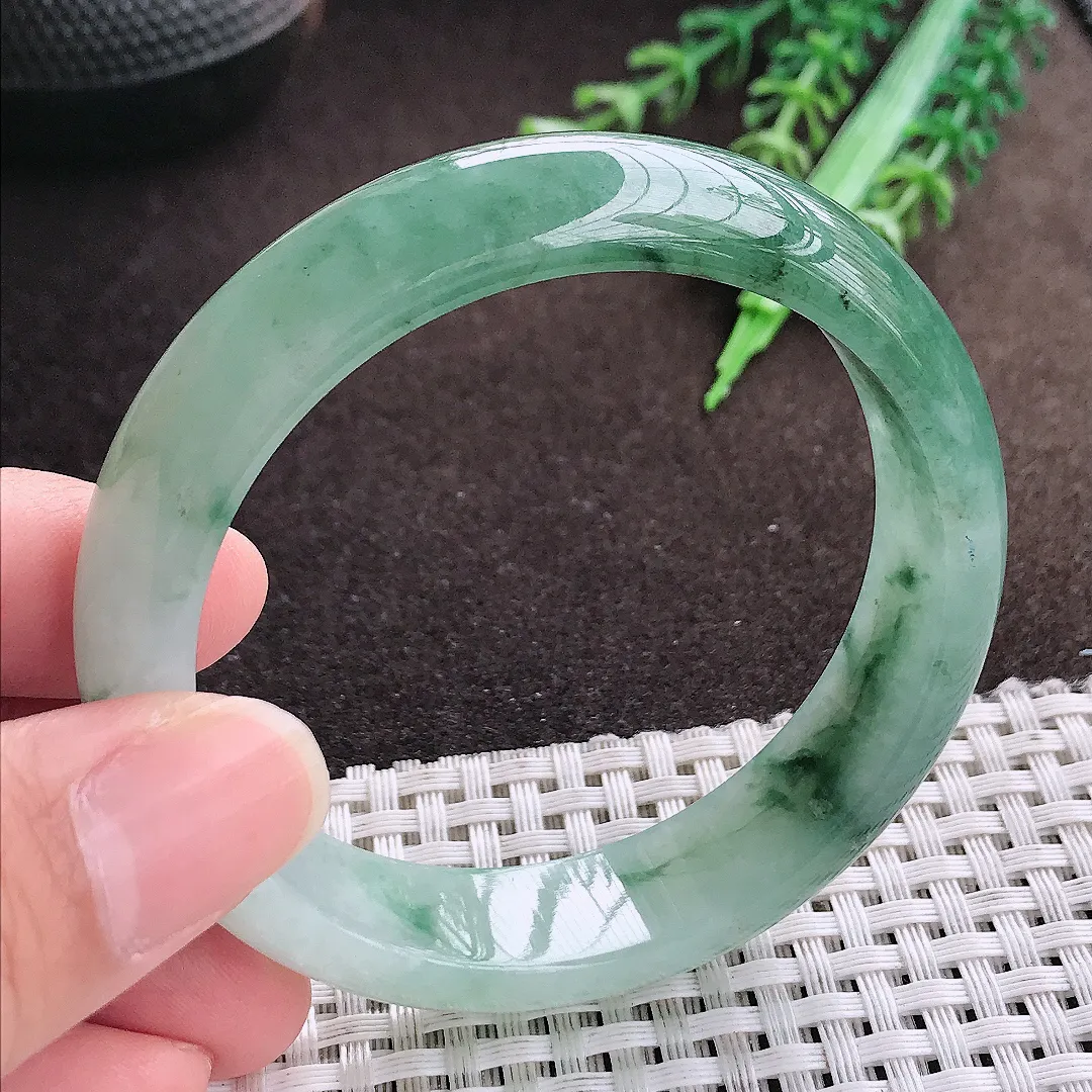 天然a货翡翠54.5/13.8/7.5老坑精美冰润飘花手镯宽边翡翠玉手镯