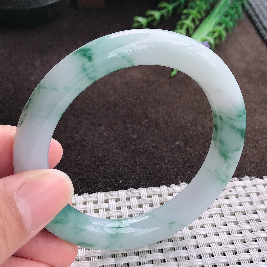 天然a货翡翠55.5/10老坑冰润起胶飘花圆条手镯翡翠玉手镯