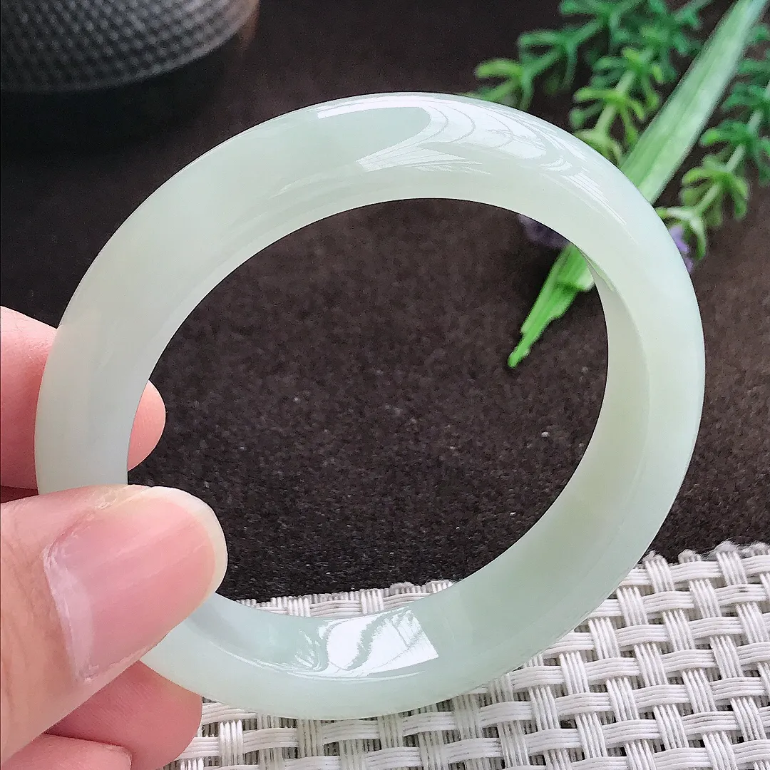 天然a货翡翠51/11.7/7.8老坑冰胶果冻冰晴绿手镯小圈口宽边翡翠玉手镯