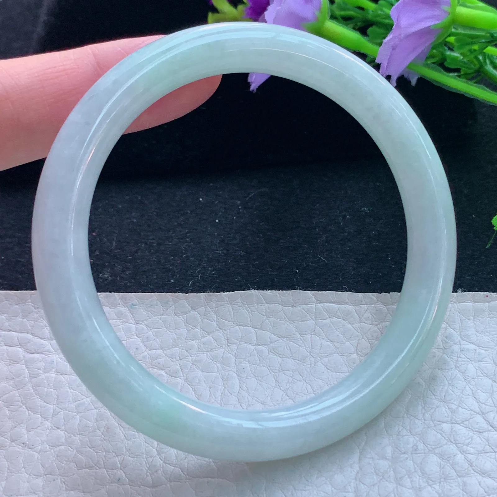 js自然光58*8.5美人镯 缅甸翡翠玉手镯清新圆条玉手环 叮当镯