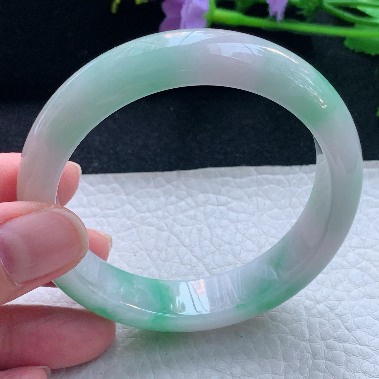 yh自然光56*13.8*8平安镯 缅甸翡翠玉手镯飘阳绿宽边玉手环