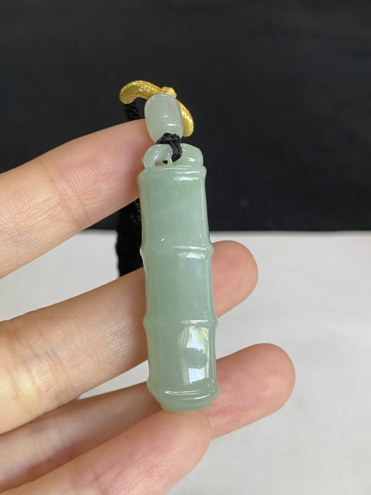 翡翠节节高，配珠未测