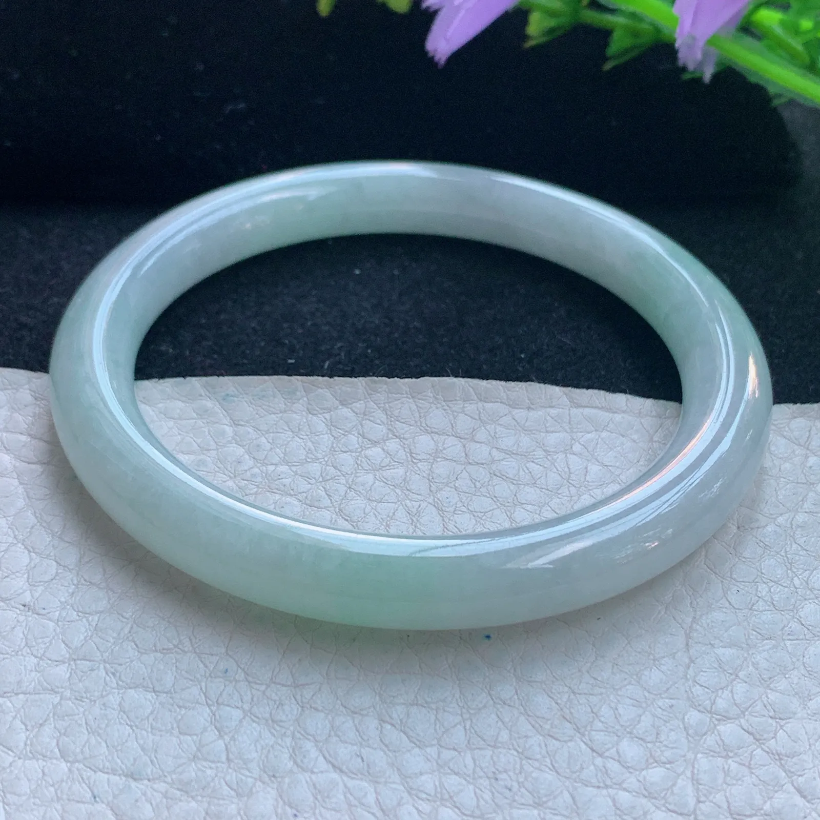 js自然光58*8.5美人镯 缅甸翡翠玉手镯清新圆条玉手环 叮当镯