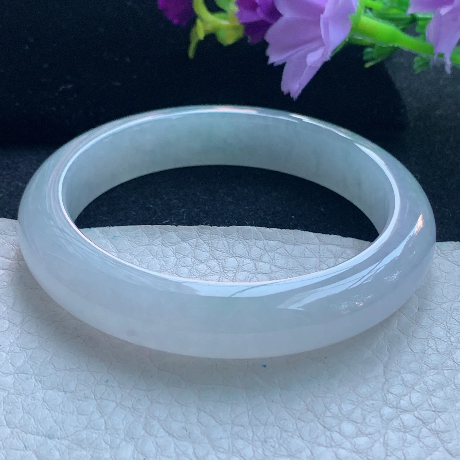 nc自然光55.5*11.0*8平安镯 缅甸翡翠玉手镯冰起光宽边玉手环 美人镯