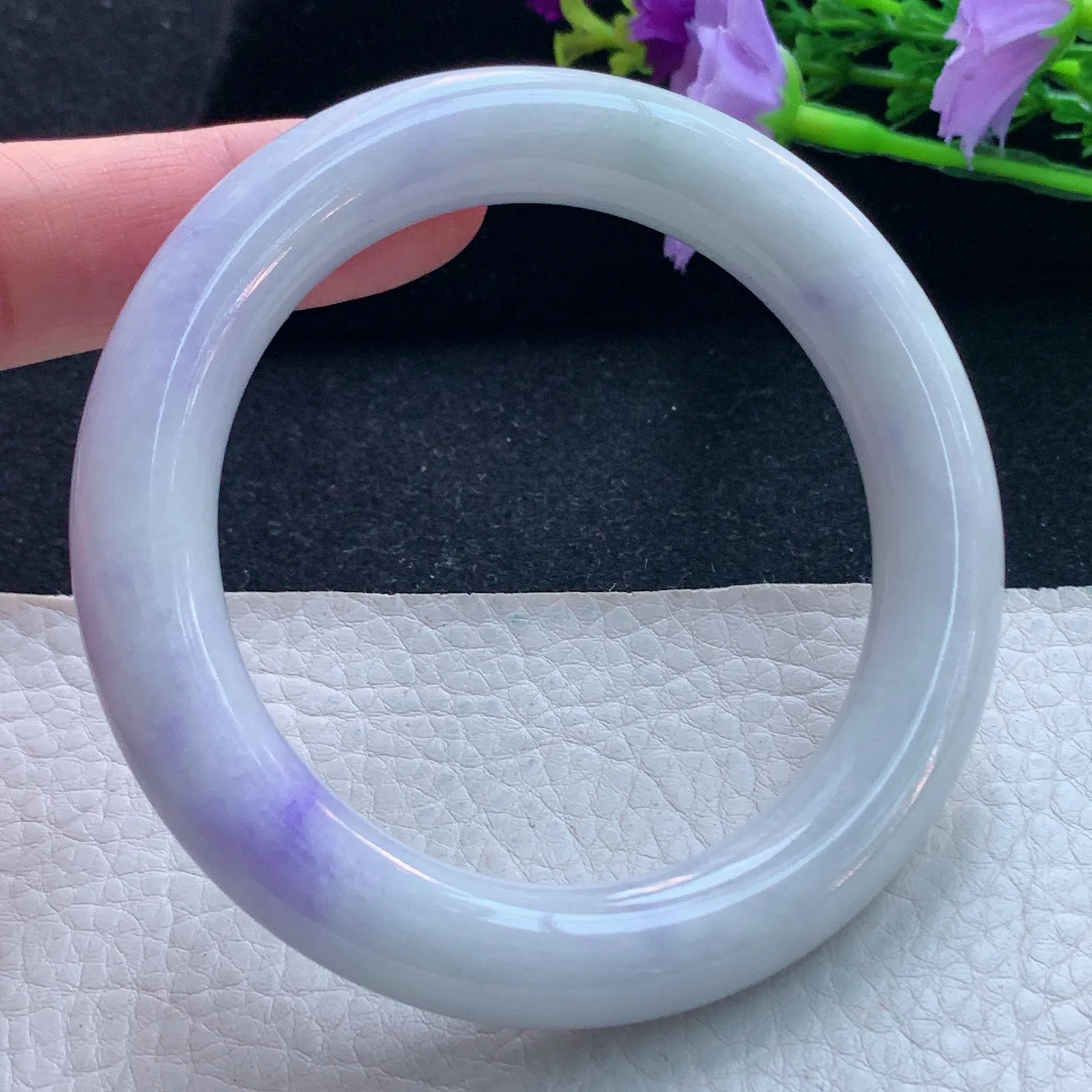 xx自然光57*11.2胖圆镯 缅甸翡翠玉手镯飘紫圆条玉手环 美人镯