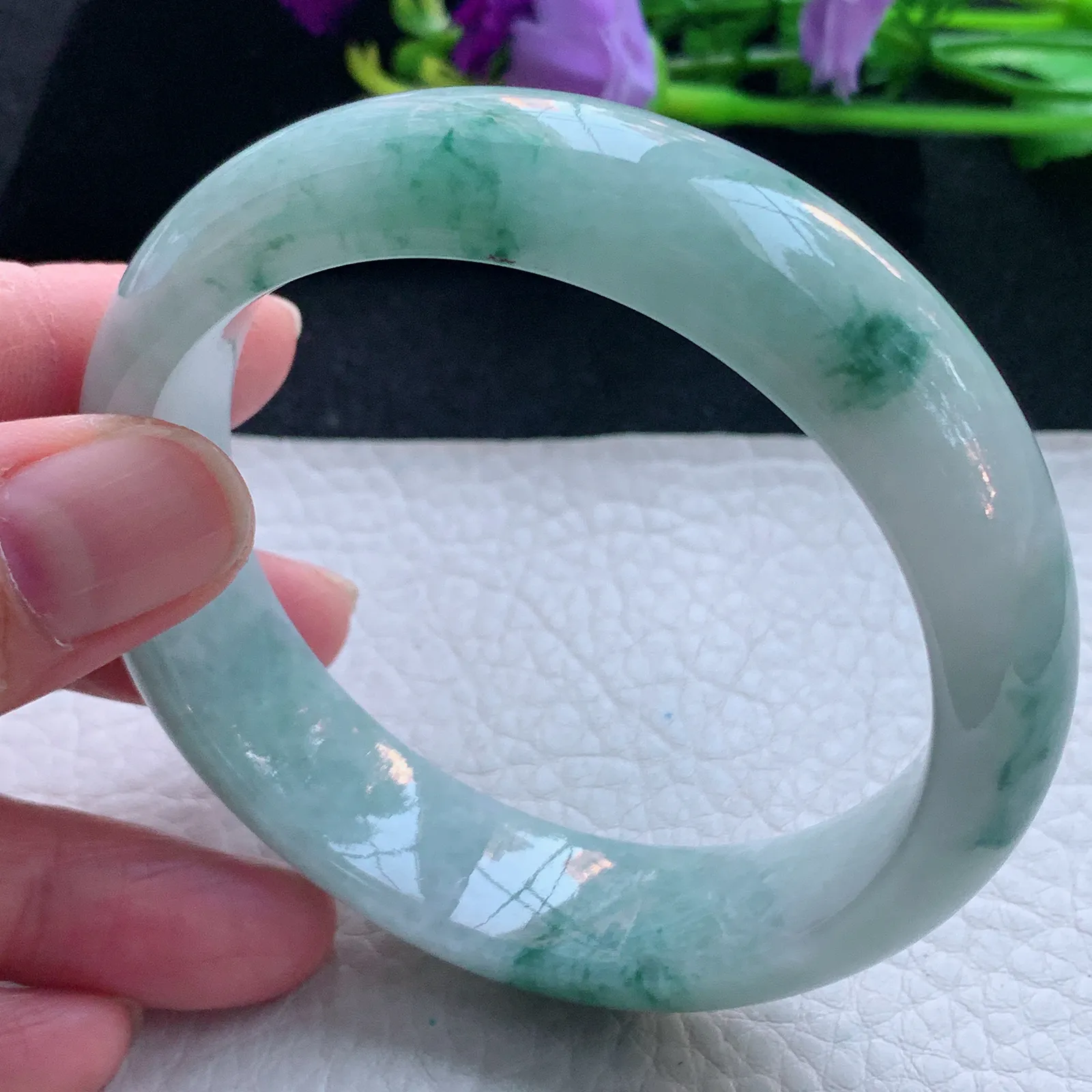 js自然光58.5*15.8*8.5轮胎镯 缅甸翡翠玉手镯飘花大气宽边玉手环