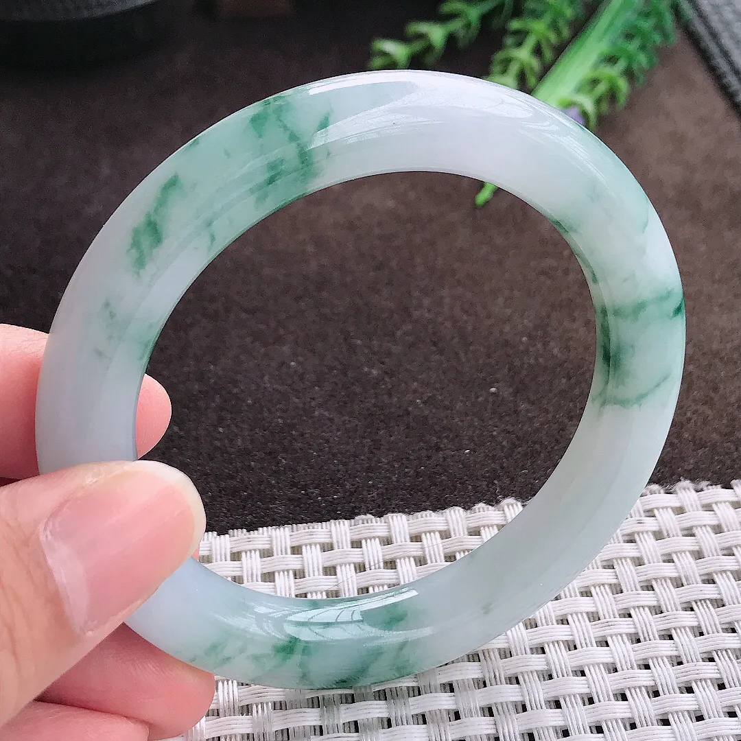 天然a货翡翠55.5/10老坑冰润起胶飘花圆条手镯翡翠玉手镯
