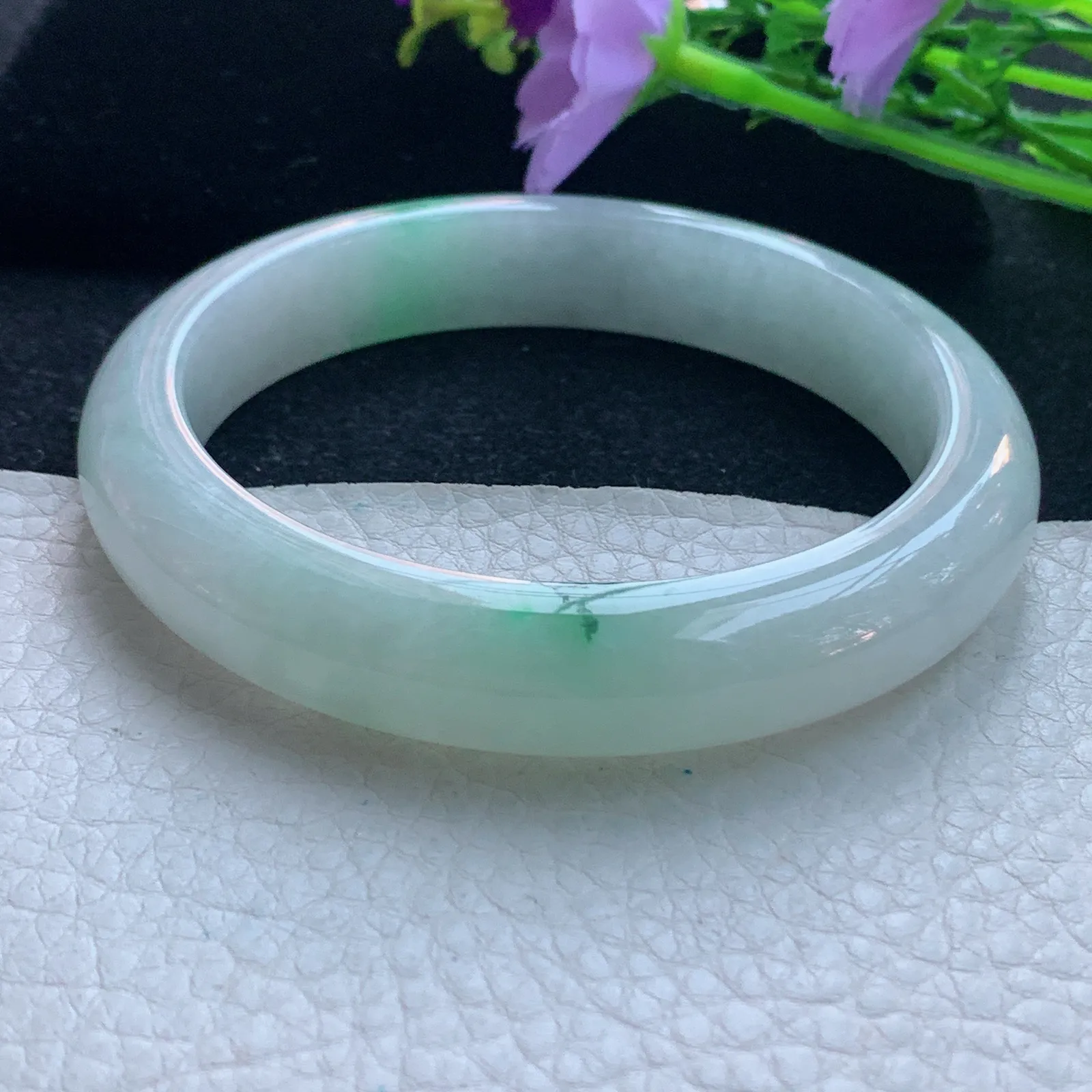 yh大圈口63*12.8*9平安镯 缅甸翡翠玉手镯飘绿宽边玉手环