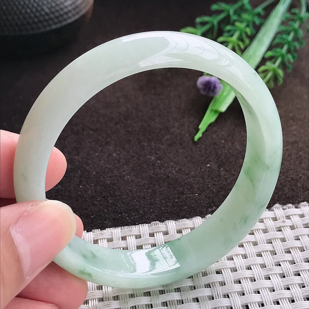 天然a货翡翠55.8/12.8/6.6老坑精美温润飘花手镯宽边翡翠玉手镯