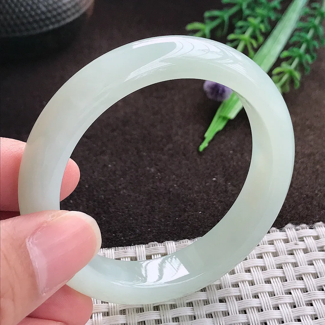 天然a货翡翠51/11.7/7.8老坑冰胶果冻冰晴绿手镯小圈口宽边翡翠玉手镯