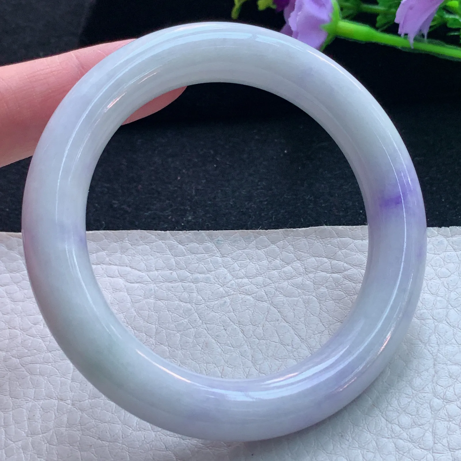 xx自然光57*11.2胖圆镯 缅甸翡翠玉手镯飘紫圆条玉手环 美人镯