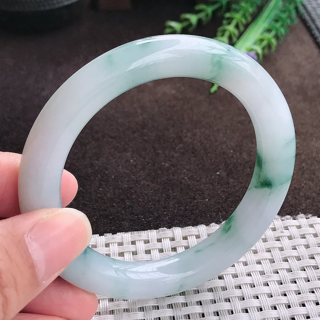 天然a货翡翠55.5/10老坑冰润起胶飘花圆条手镯翡翠玉手镯