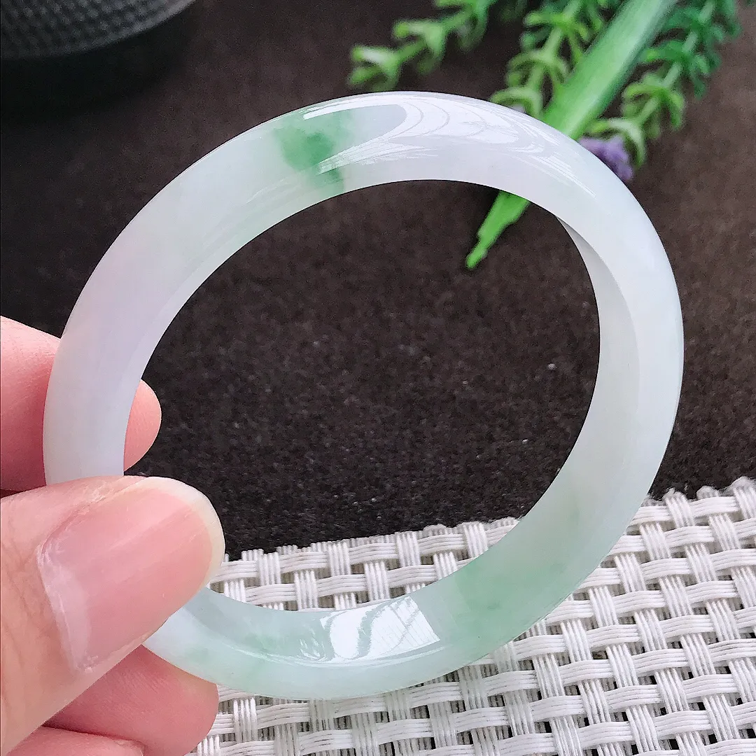 天然a货翡翠52.5/10.2/6.6老坑冰润水灵飘花手镯宽边翡翠玉手镯