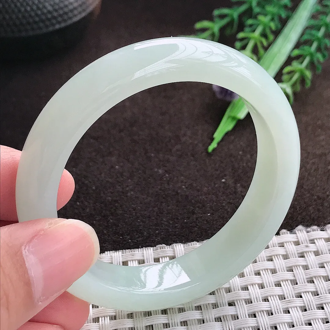 天然a货翡翠51/11.7/7.8老坑冰胶果冻冰晴绿手镯小圈口宽边翡翠玉手镯