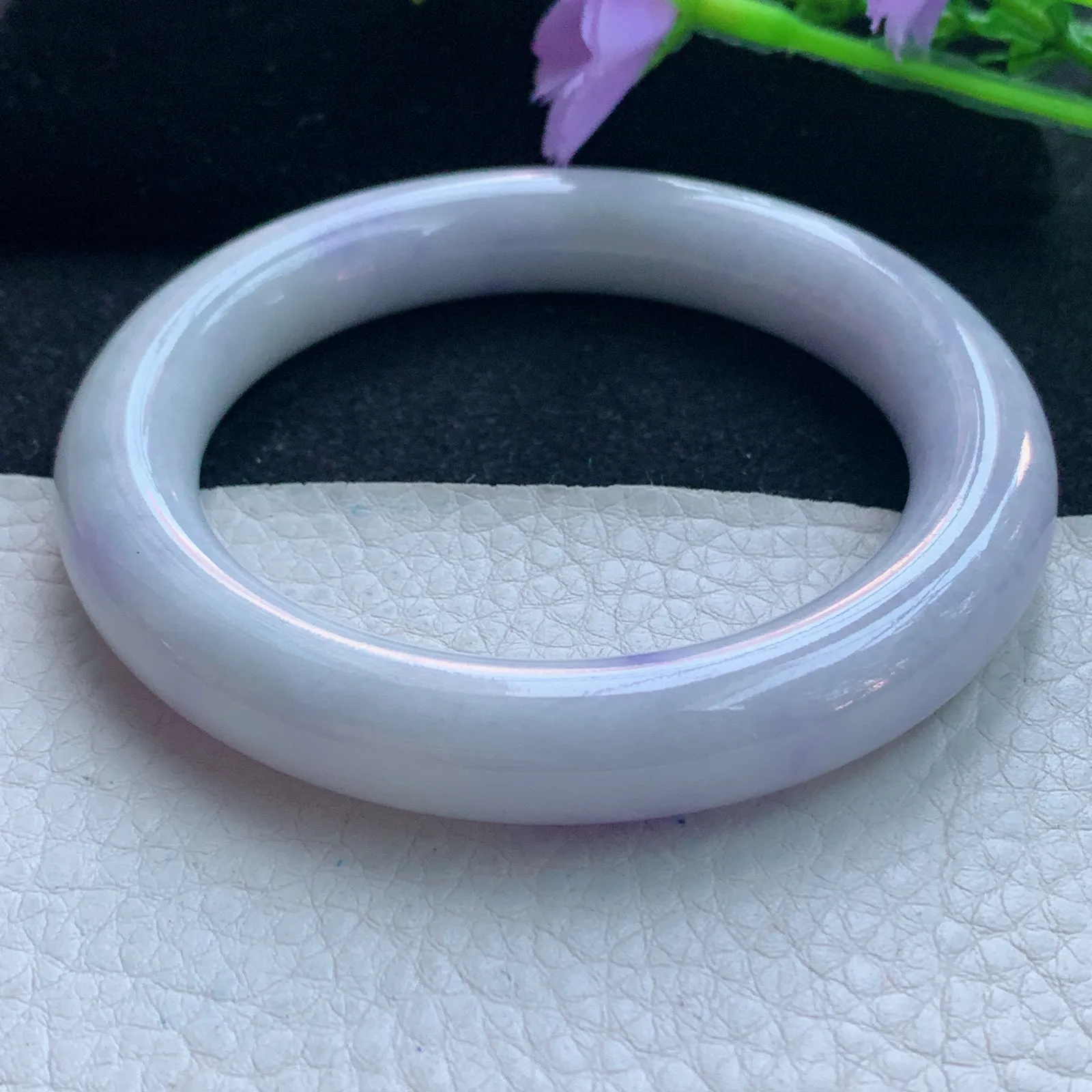 xx自然光57*11.2胖圆镯 缅甸翡翠玉手镯飘紫圆条玉手环 美人镯