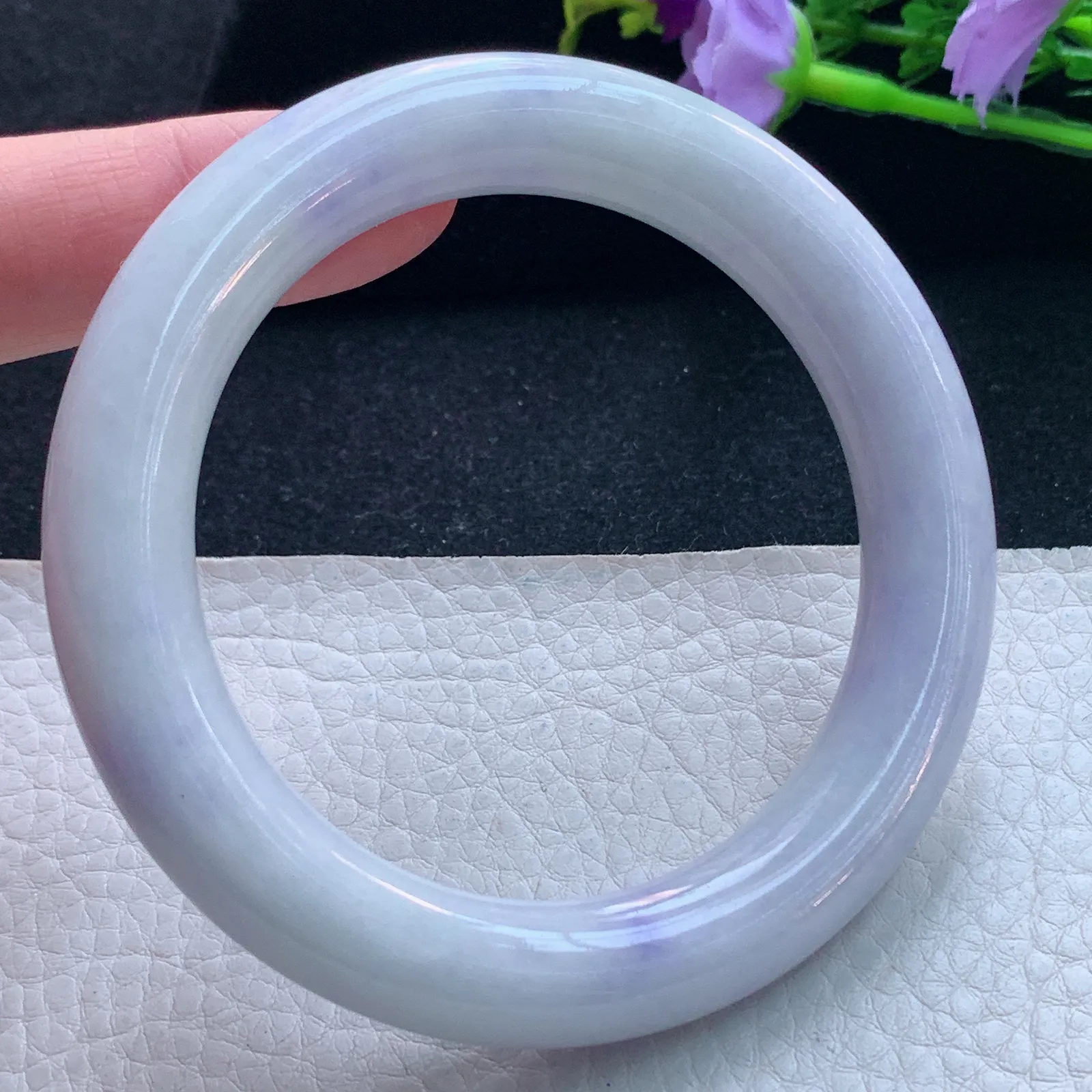 xx自然光57*11.2胖圆镯 缅甸翡翠玉手镯飘紫圆条玉手环 美人镯