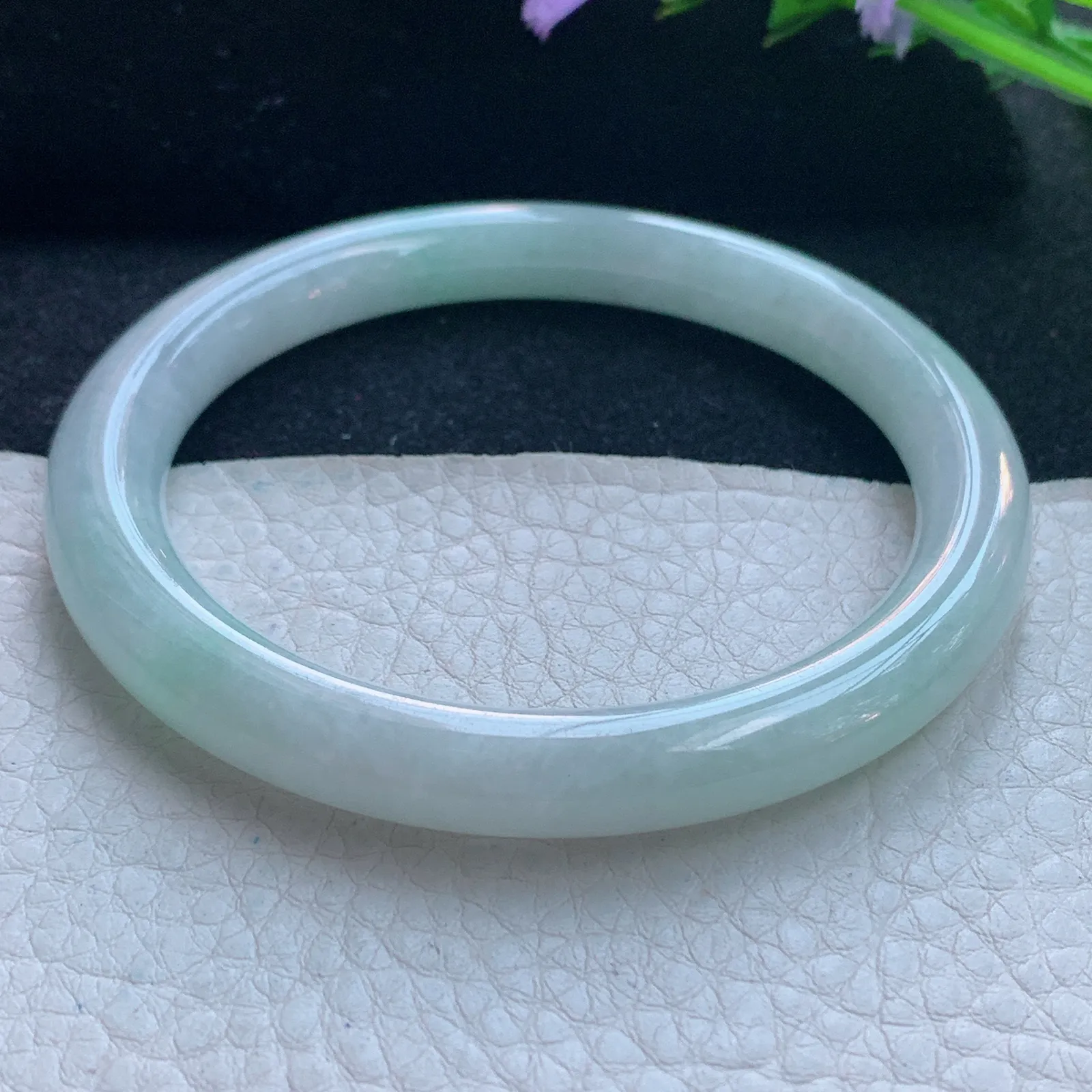 js自然光58*8.5美人镯 缅甸翡翠玉手镯清新圆条玉手环 叮当镯