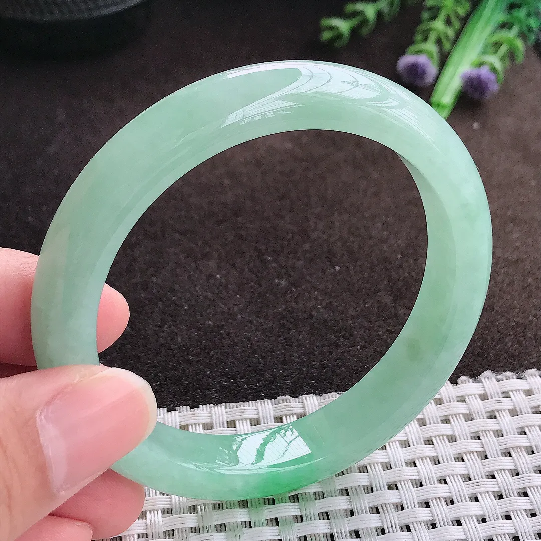 天然a货翡翠55.5/11/8.2老坑冰润冰晴绿手镯宽边翡翠玉手镯