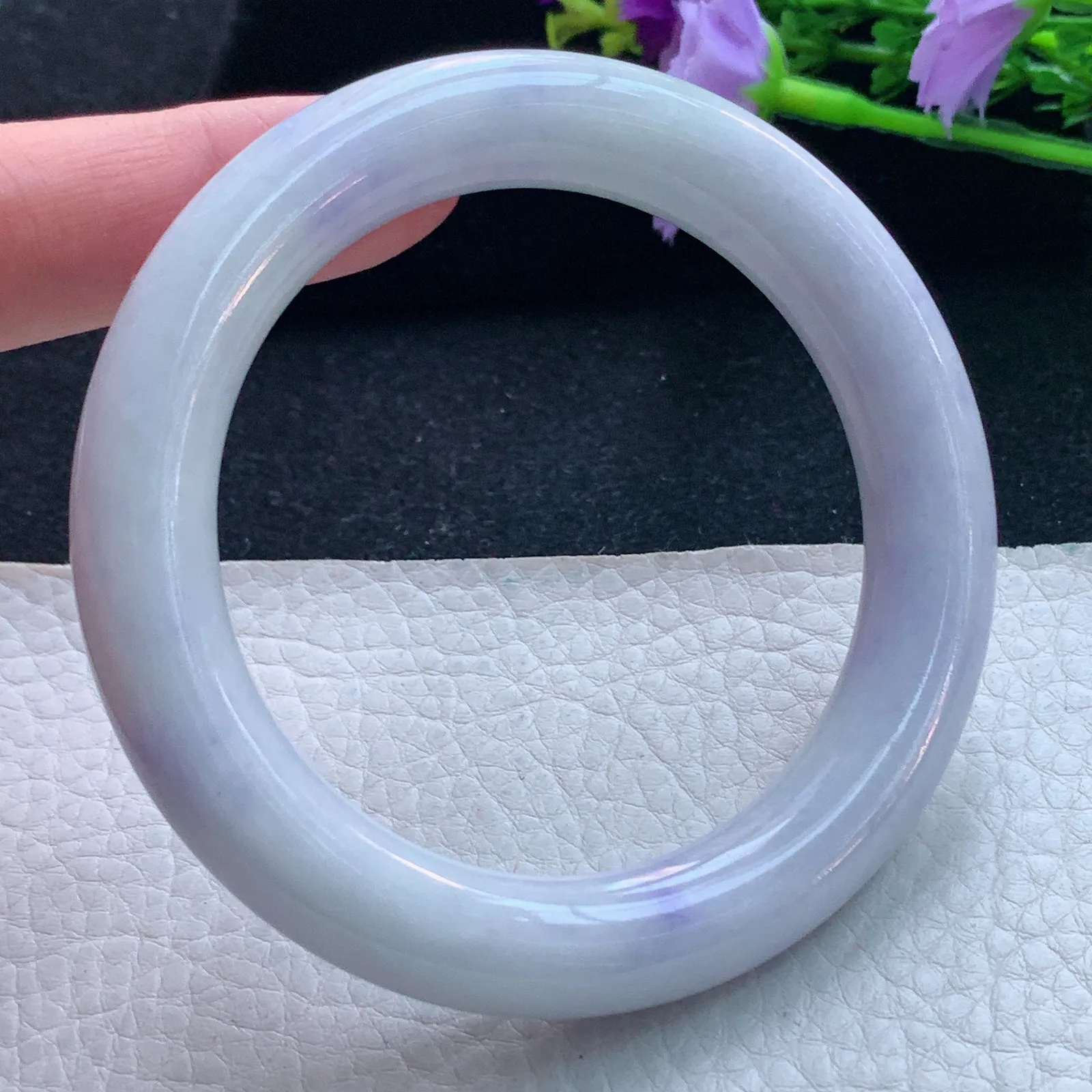 xx自然光57*11.2胖圆镯 缅甸翡翠玉手镯飘紫圆条玉手环 美人镯