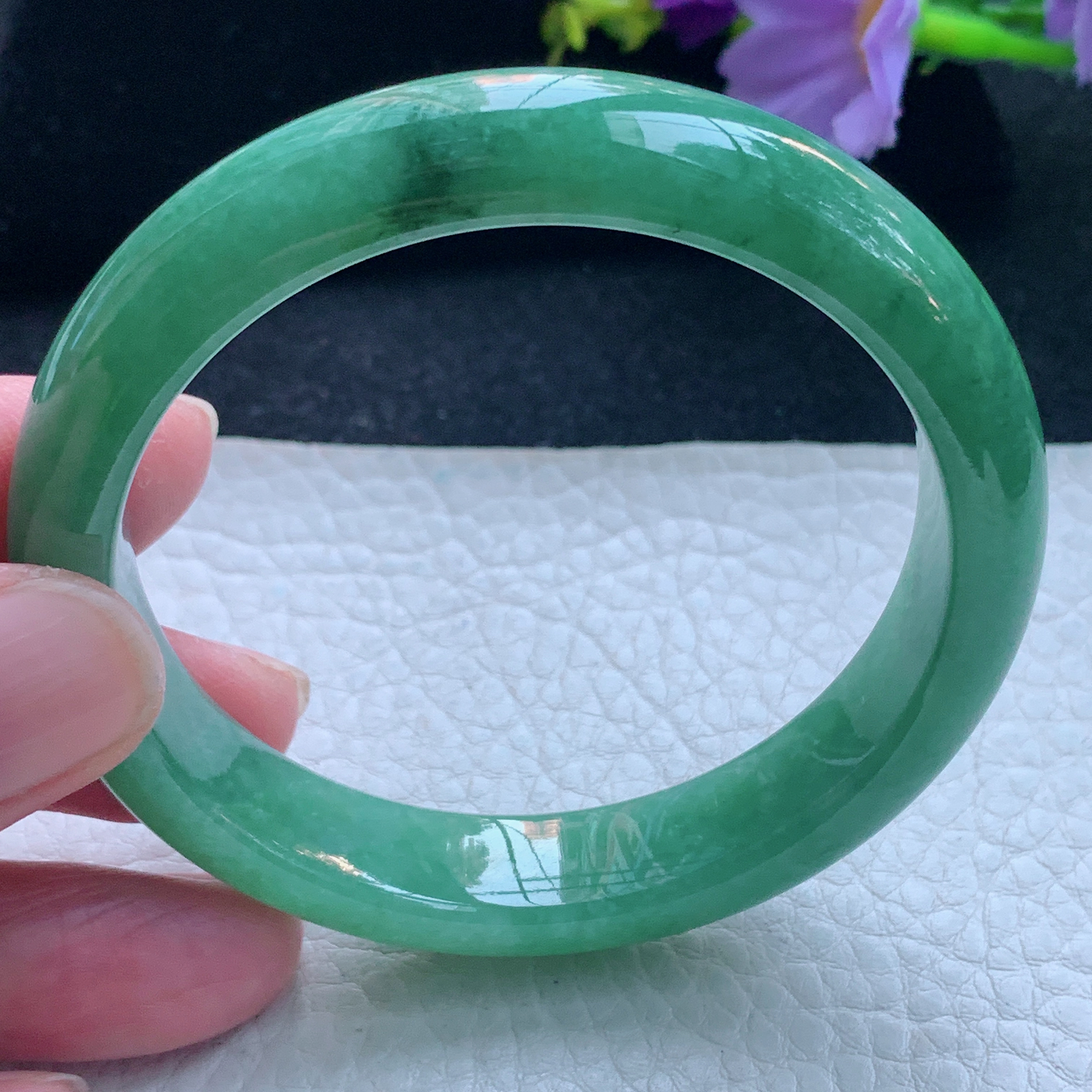 n自然光54.5*12*7.6平安镯 缅甸翡翠玉手镯满绿宽边玉手环 美人镯