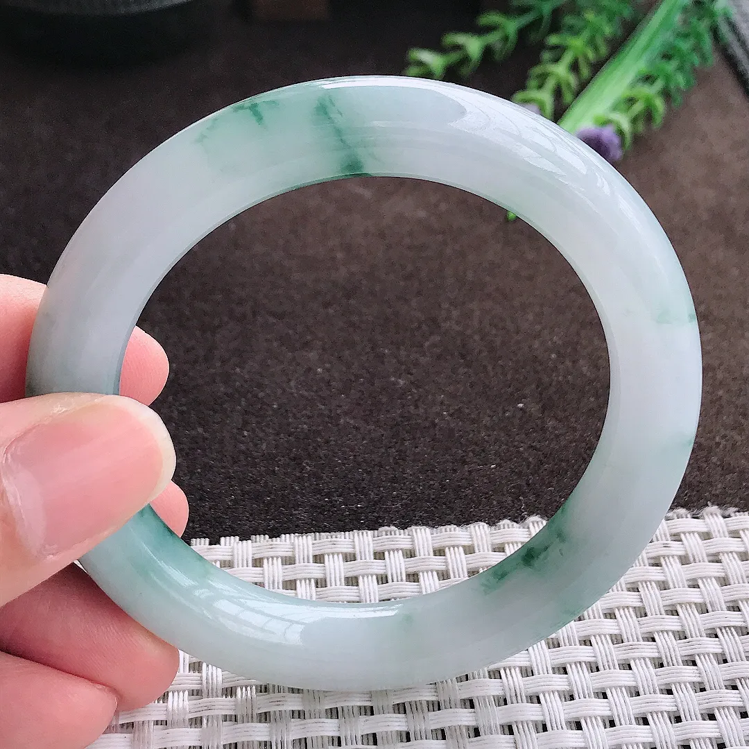 天然a货翡翠55.5/10老坑冰润起胶飘花圆条手镯翡翠玉手镯