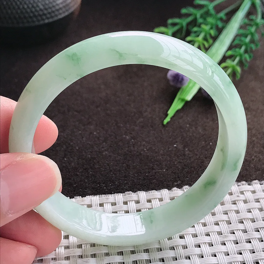 天然a货翡翠55.8/12.8/6.6老坑精美温润飘花手镯宽边翡翠玉手镯