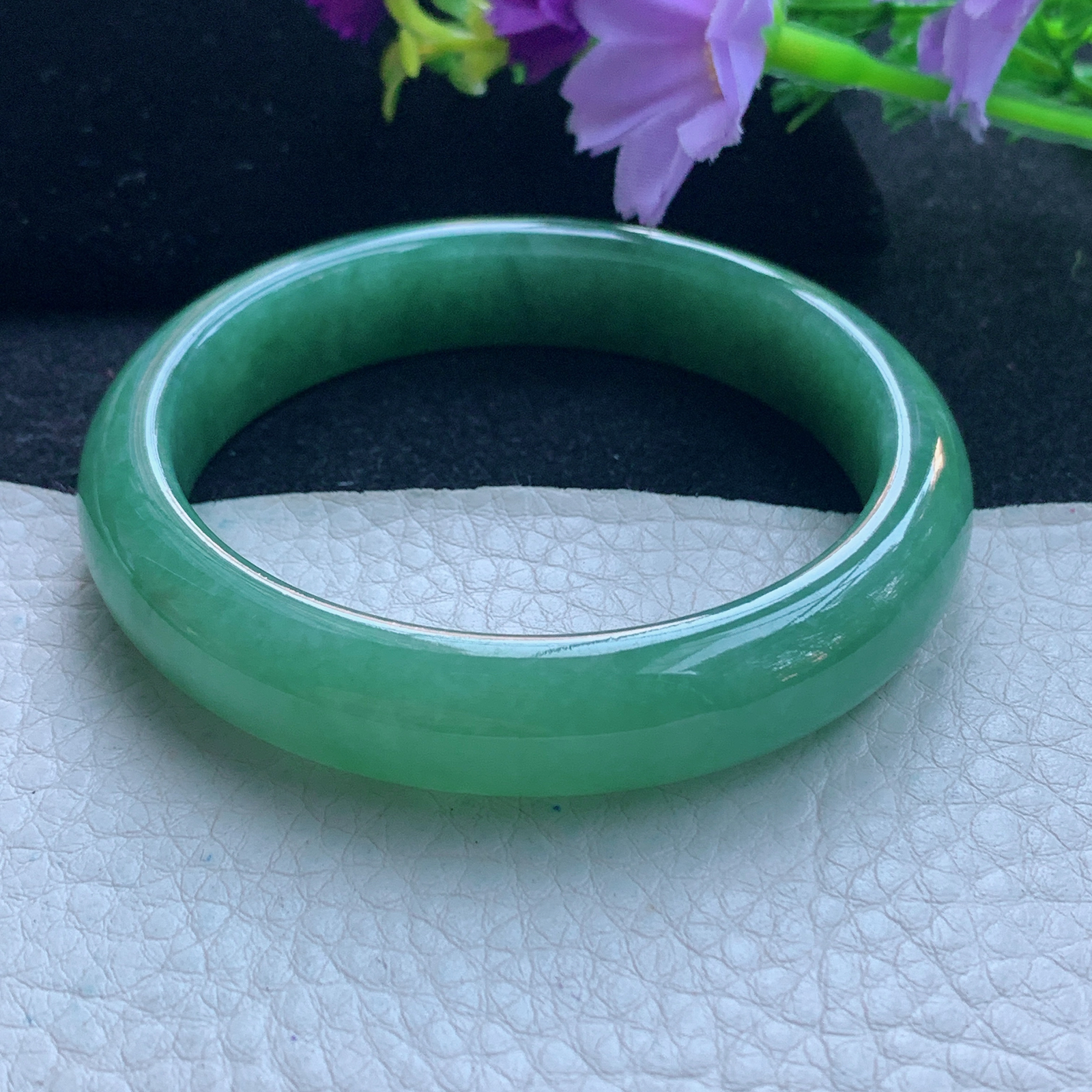 n自然光54.5*12*7.6平安镯 缅甸翡翠玉手镯满绿宽边玉手环 美人镯